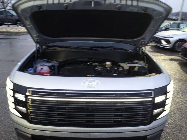 New 2026 Silver Metallic Hyundai Limited image 17