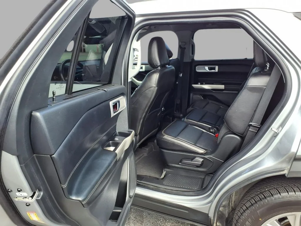 Certified Used 2022 Silver Ford Limited image 25