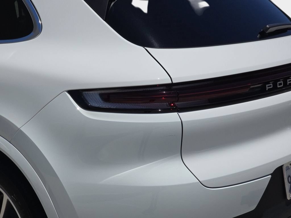 Certified Used 2024 White Porsche  image 38