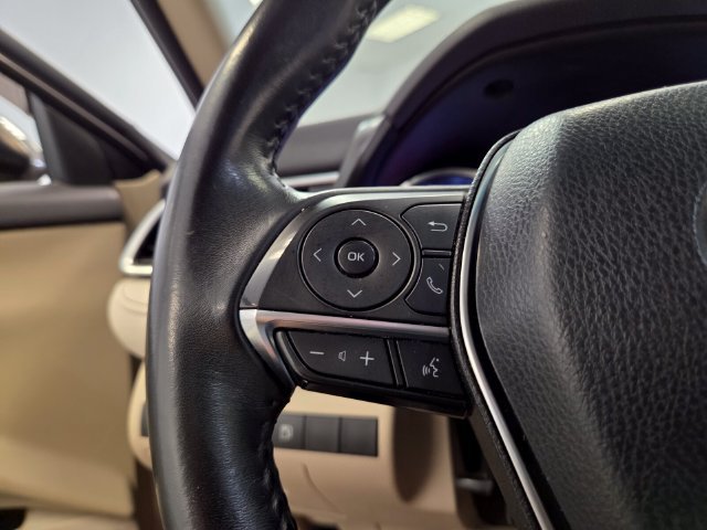 Used 2018 Brown Toyota XLE image 24