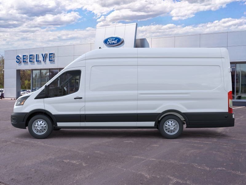 New 2026 White Ford Base image 3