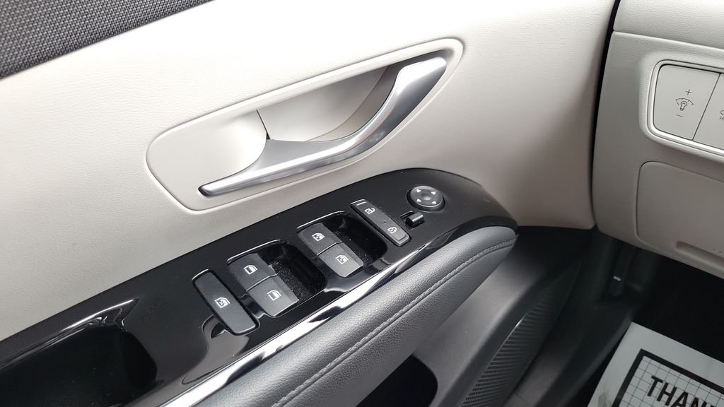 Certified Used 2024 Black Hyundai SEL Convenience image 20