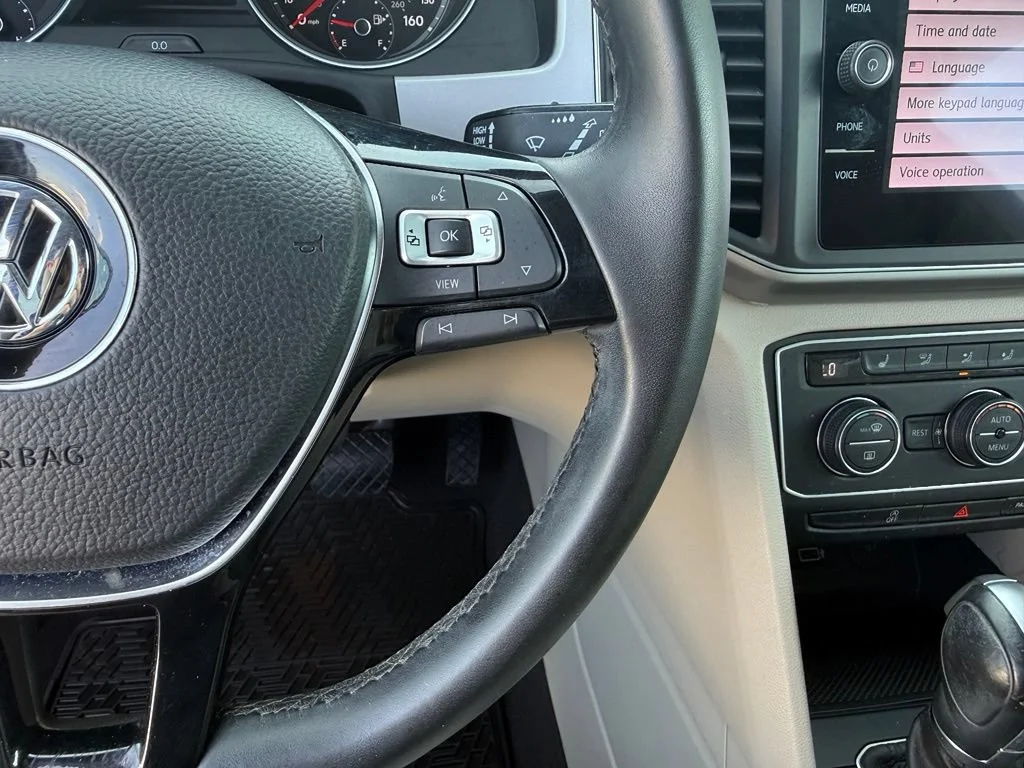 Used 2019  Volkswagen 3.6L V6 SE image 16