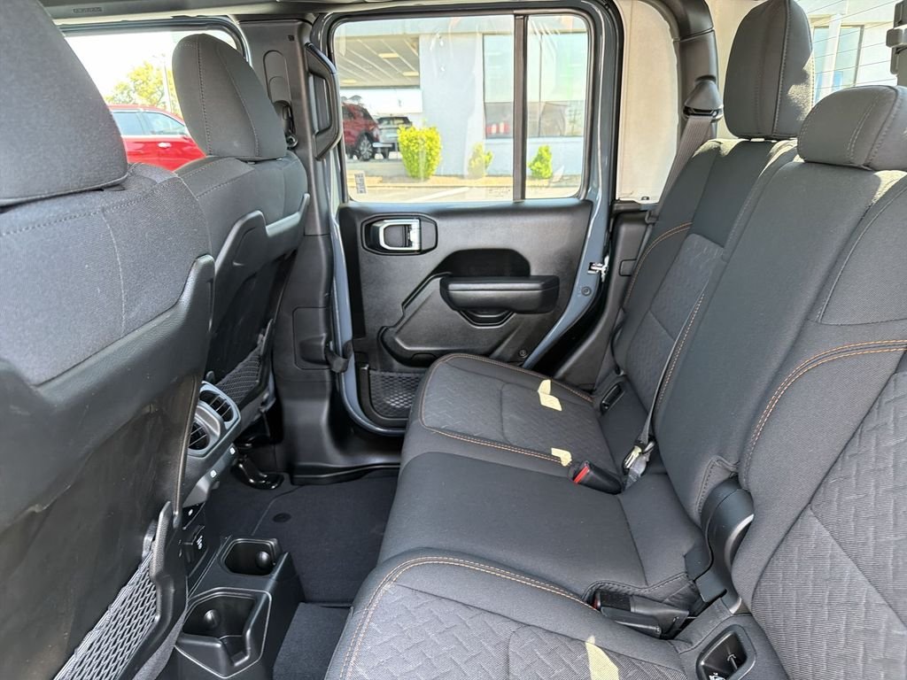 2025 Jeep Gladiator Mojave - Photo 12