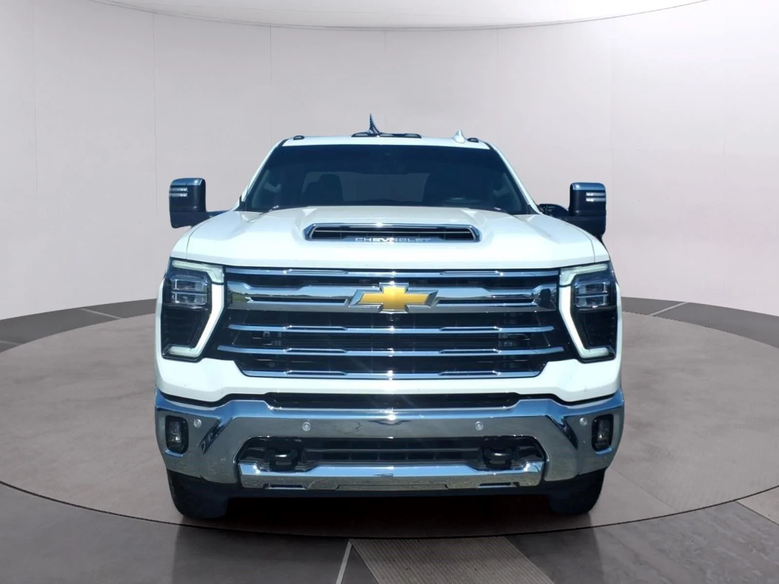 Used 2026 Summit White Chevrolet LTZ image 8