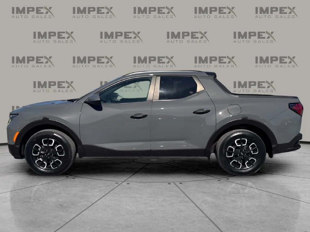 Used 2022 Gray Hyundai SEL image 2