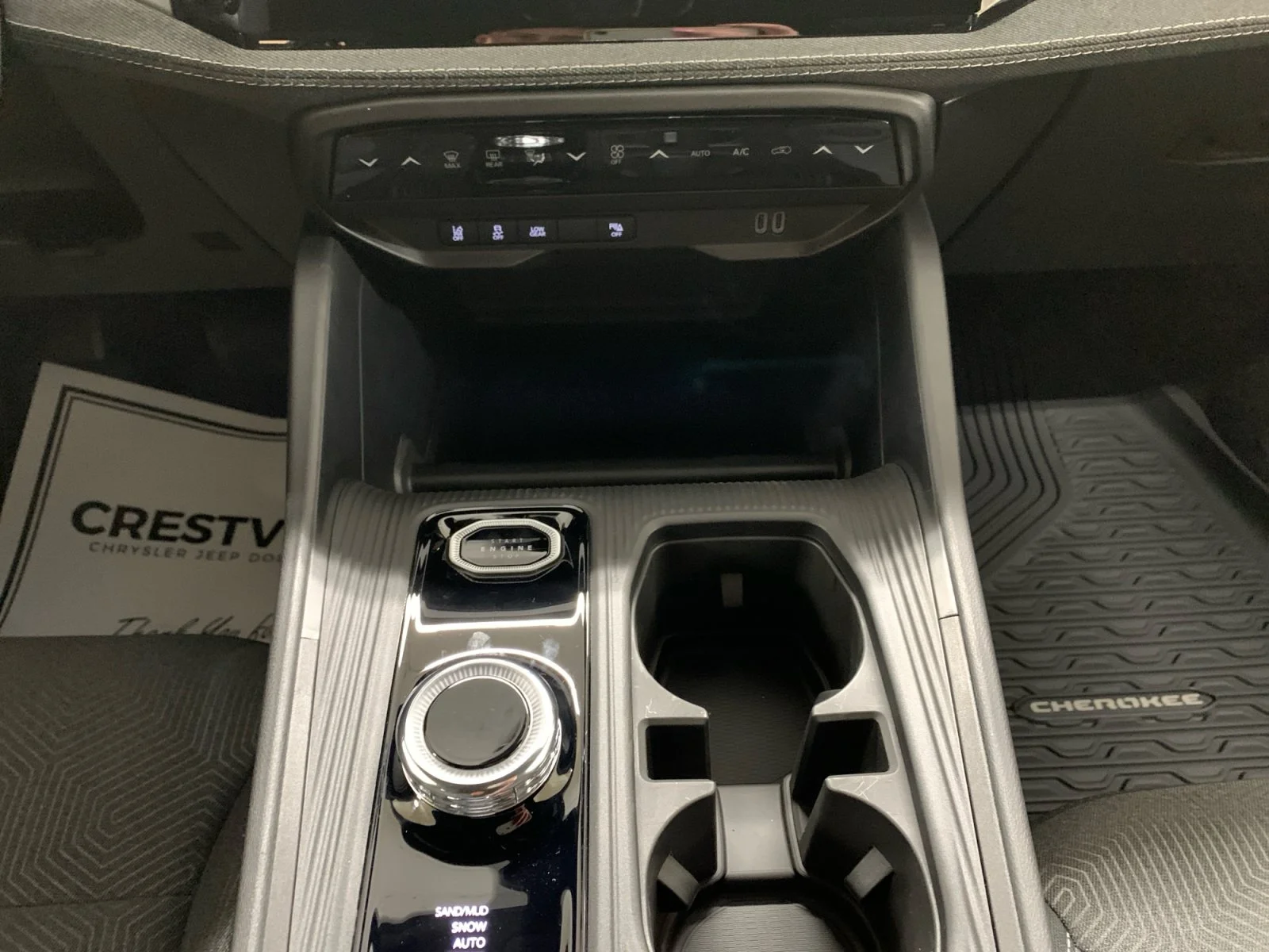 New 2026 Hydro Blue Pearl Jeep Laredo image 15