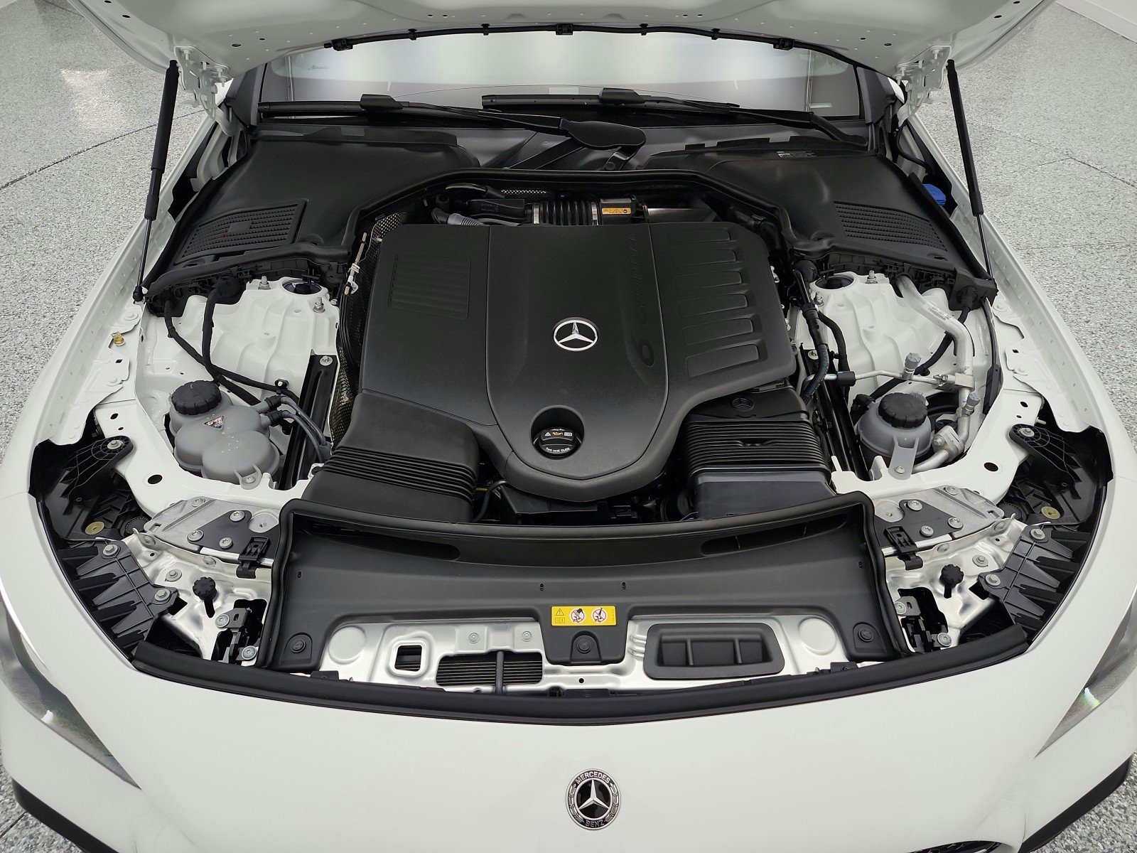 New 2026 Polar White Mercedes-Benz CLE 450 4MATIC® Coupe image 32