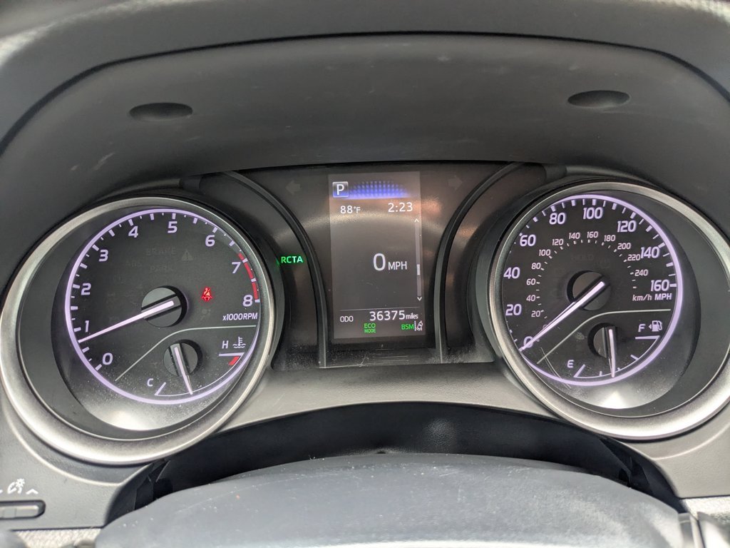 Used 2023  Toyota SE image 15