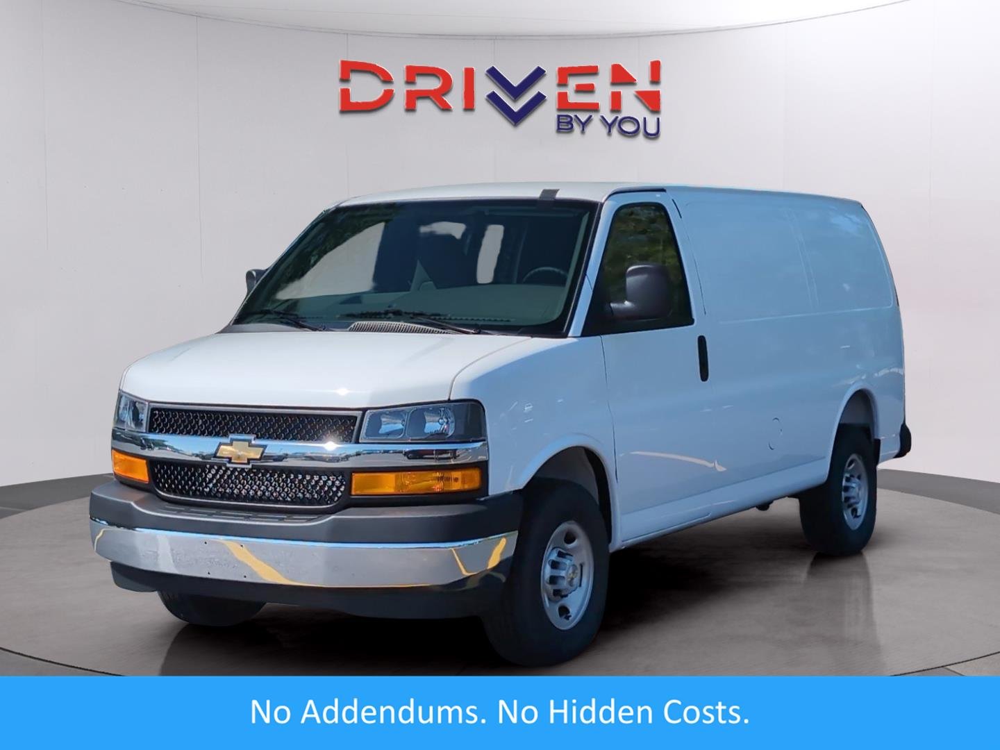 2026 Chevrolet Express 2500 Work Van HD's photo