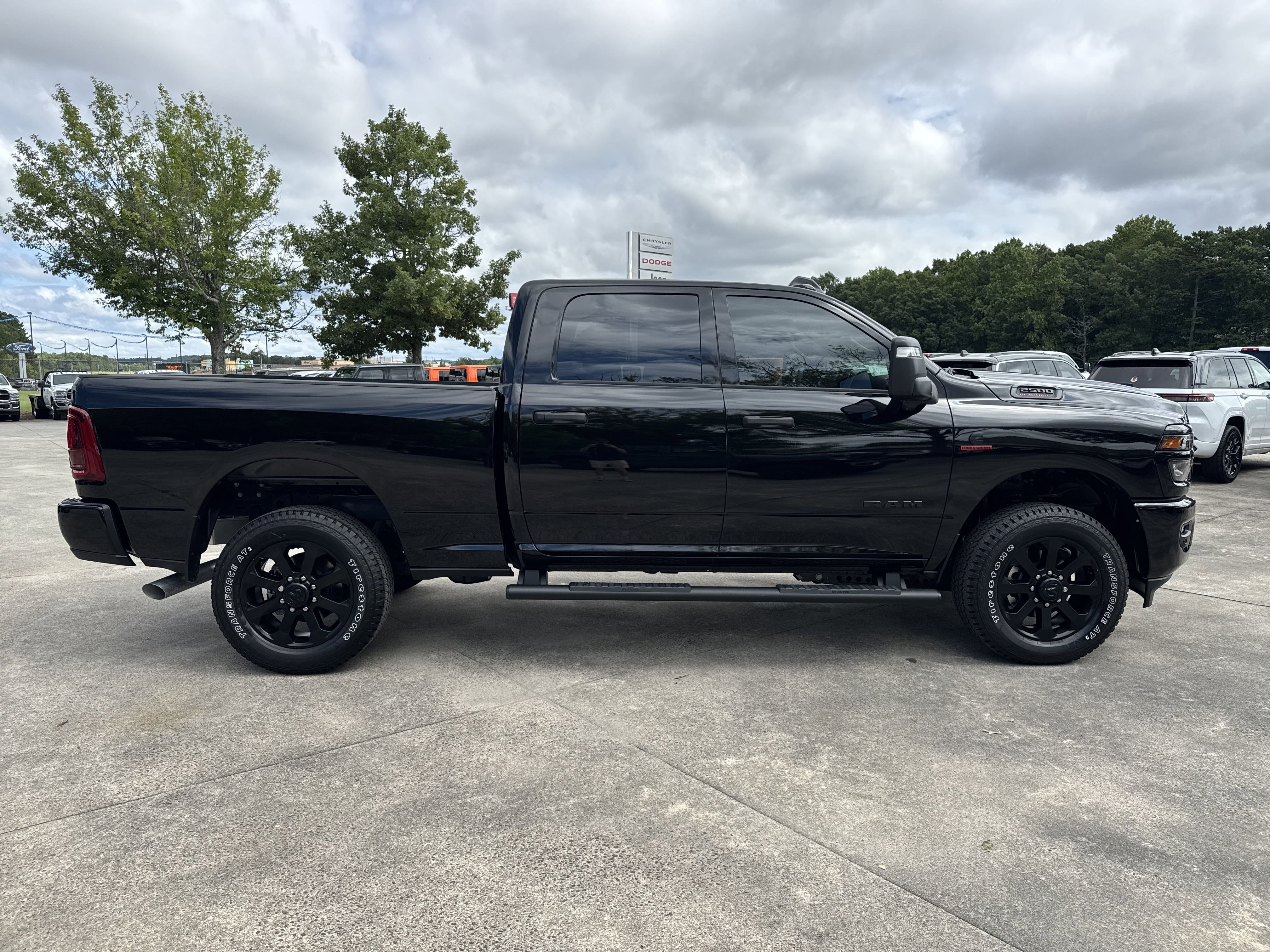 2025 RAM 2500 Big Horn - Photo 8