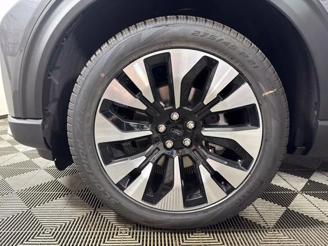 New 2027 Carbonized Gray Metallic Ford Platinum image 9