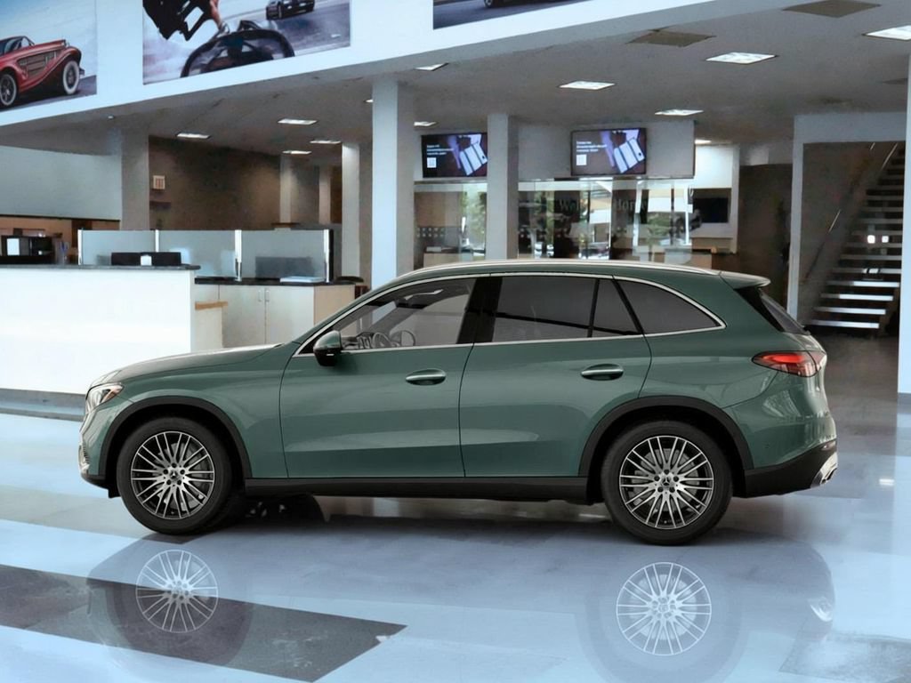 New 2026 Verde Silver Metallic Mercedes-Benz GLC 300 image 73