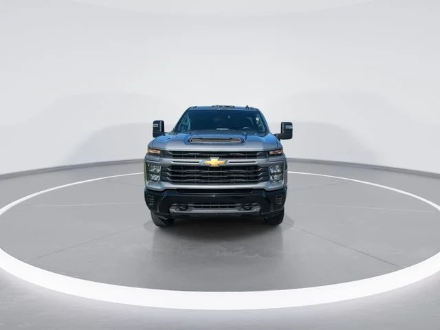 Used 2025 Gray Chevrolet Custom image 3