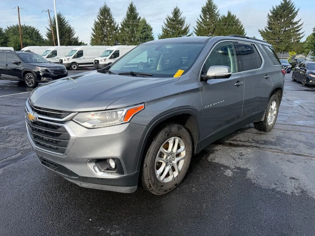Used 2019 Gray Chevrolet 3LT image 10