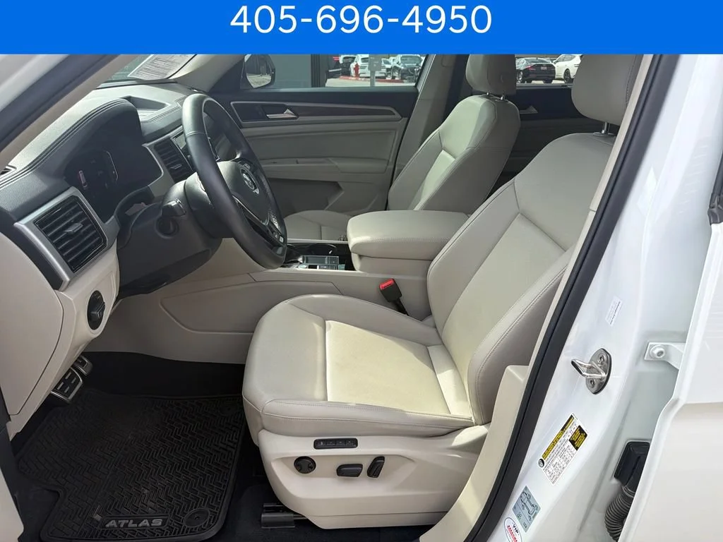Pre-Owned 2020 Volkswagen Atlas 3.6L V6 SEL R-Line