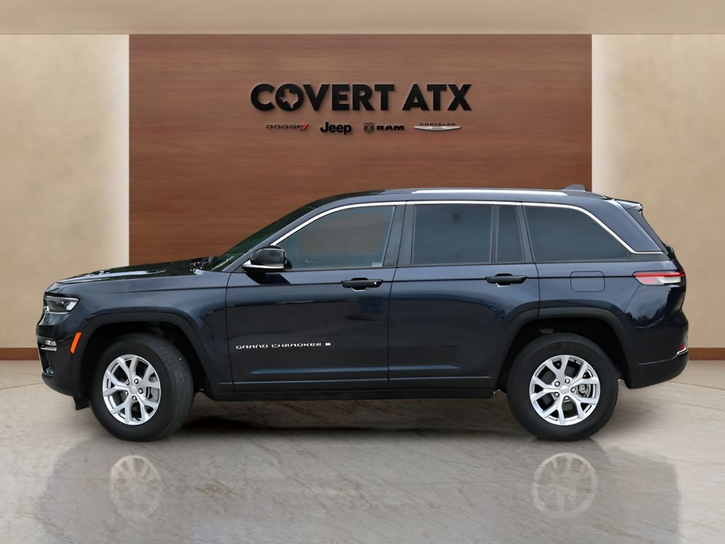 Used 2023 Black Jeep Limited image 2