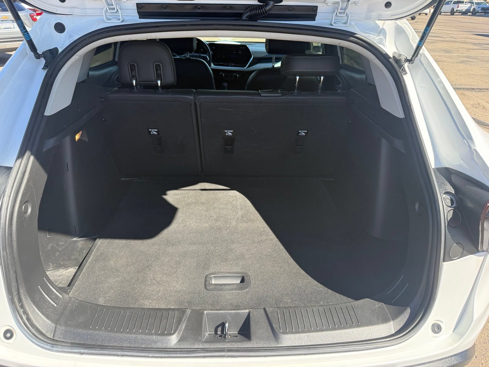 2024 Chevrolet Trax LT - Photo 31