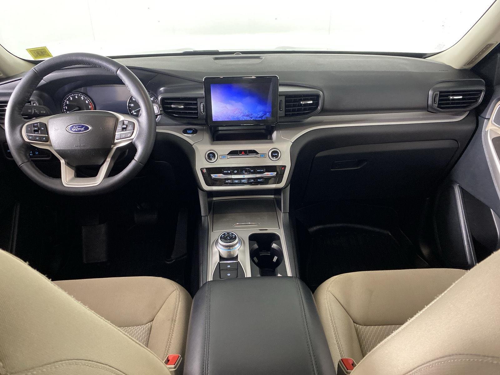 Used 2023 Agate Black Ford XLT image 2