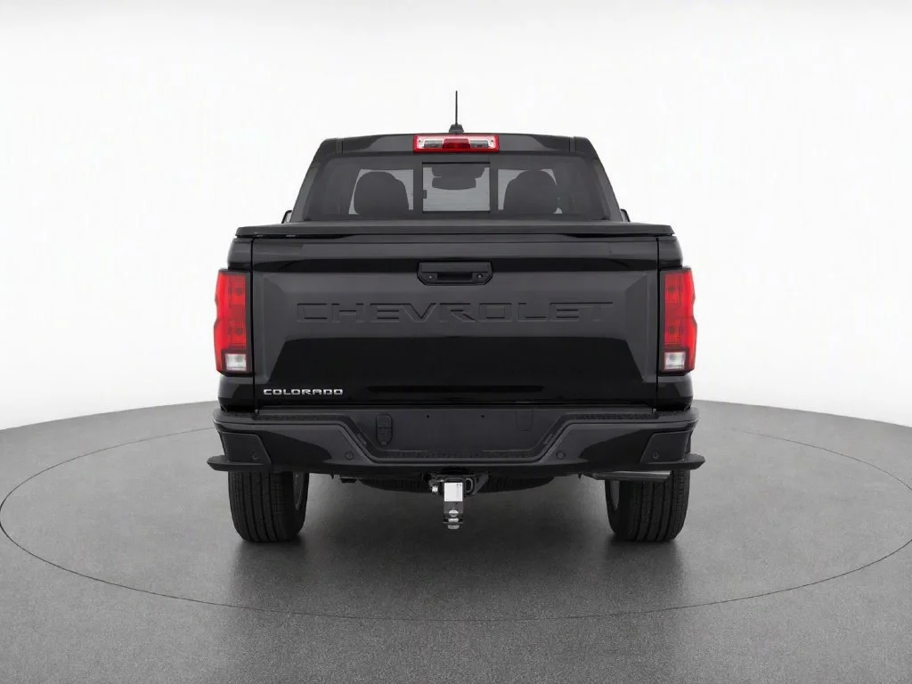 Used 2025 Black Chevrolet LT image 6