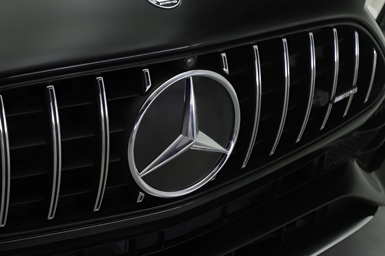 Used 2025 Black Mercedes-Benz SL 43 AMG® Touring Line image 26