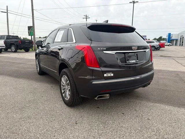 Used 2017 Gray Cadillac Luxury image 8