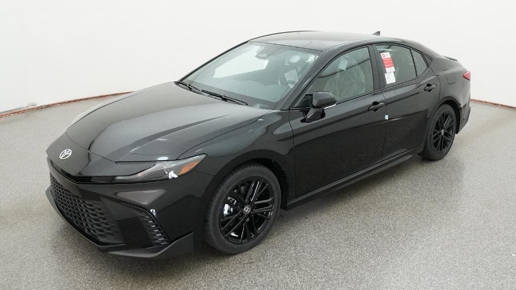 2026 Toyota Camry SE Hybrid's photo