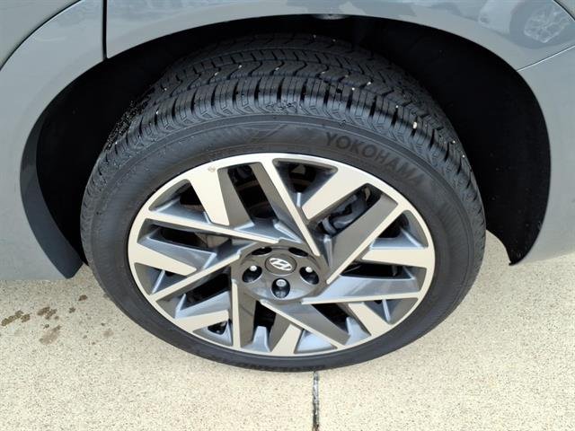 Used 2022 Hampton Gray Hyundai Calligraphy image 19