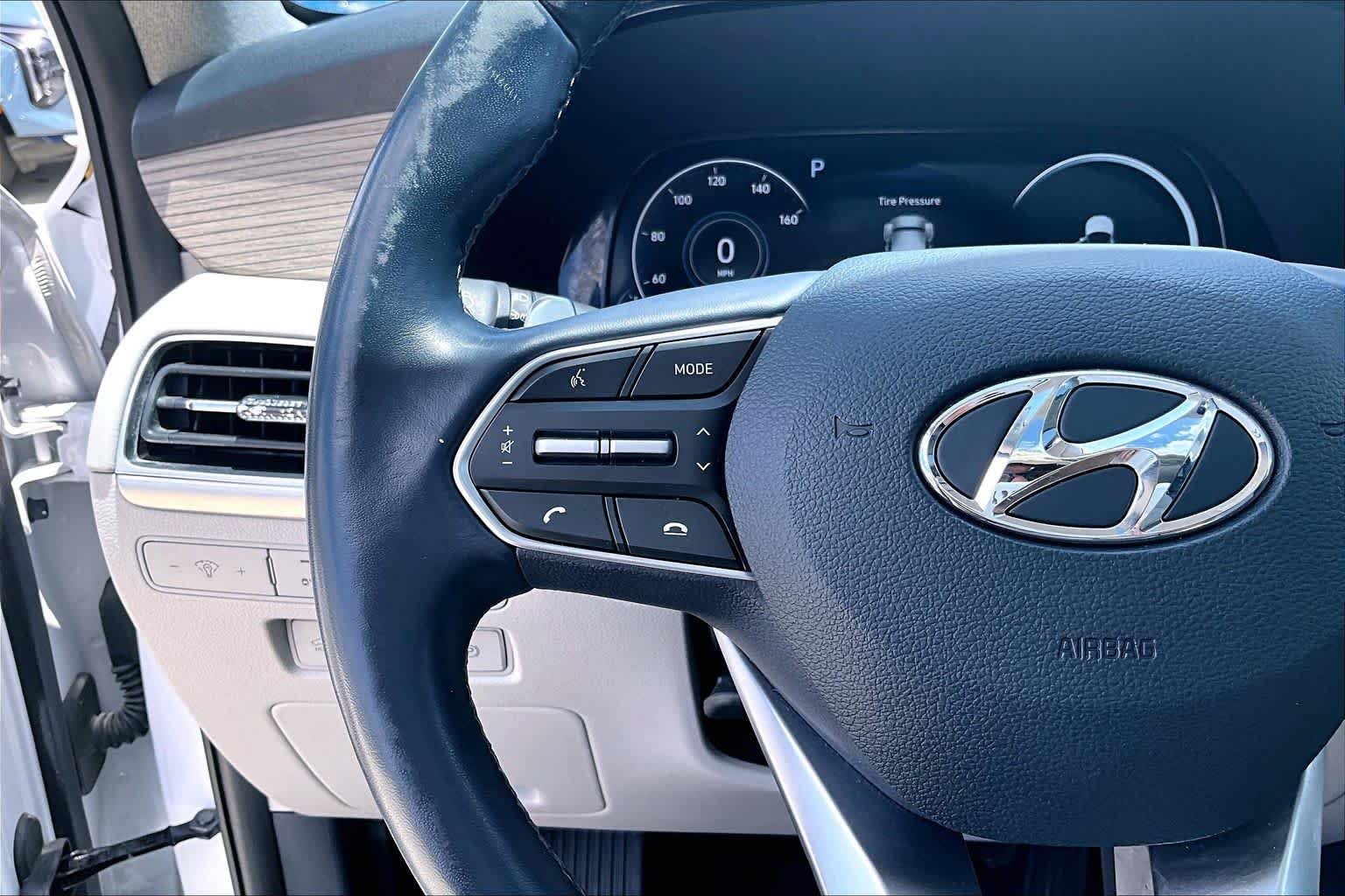 Used 2021 Hyper White Hyundai Limited image 22