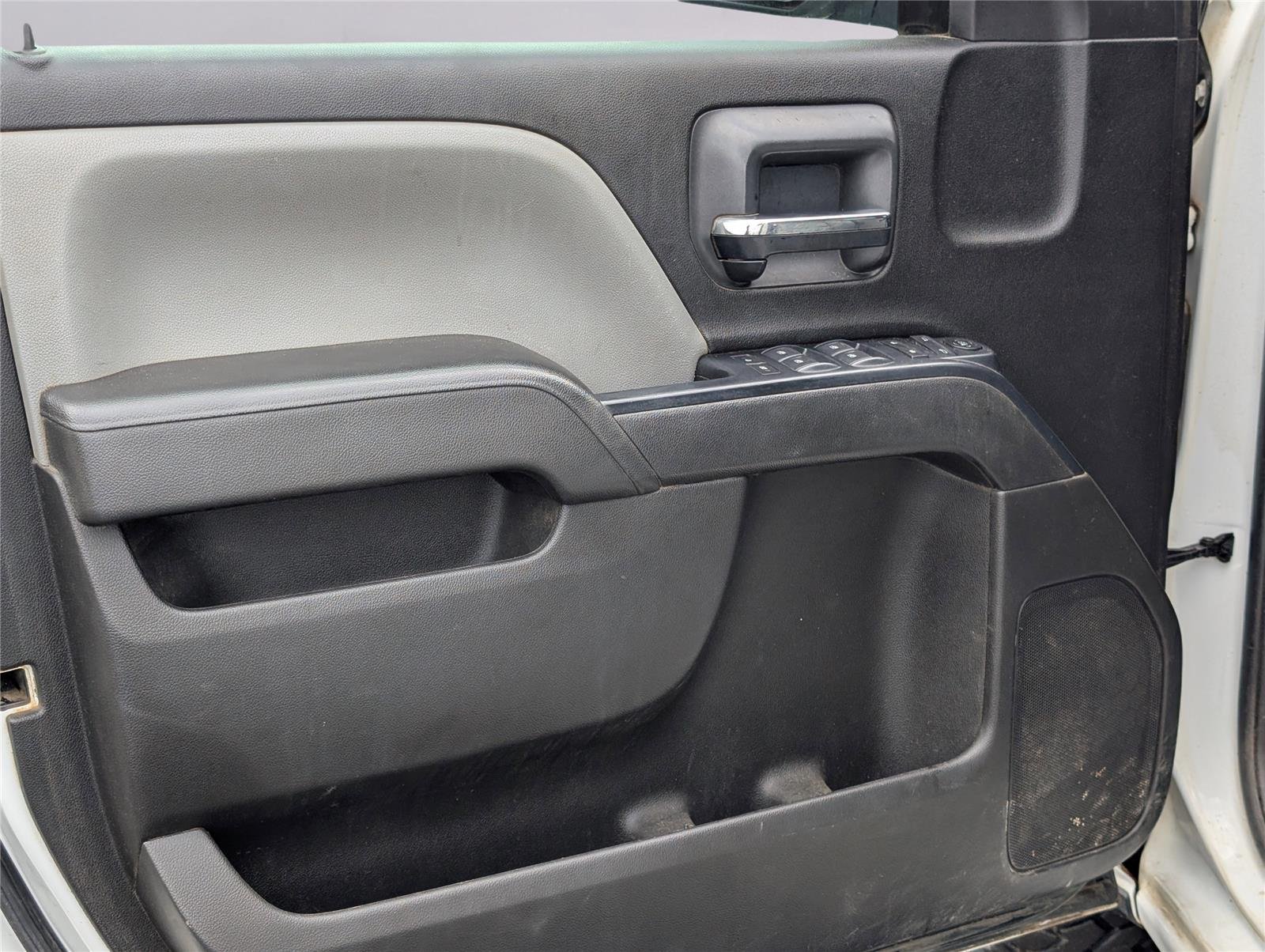 Used 2019 SUMMIT WHITE Chevrolet Work Truck image 15