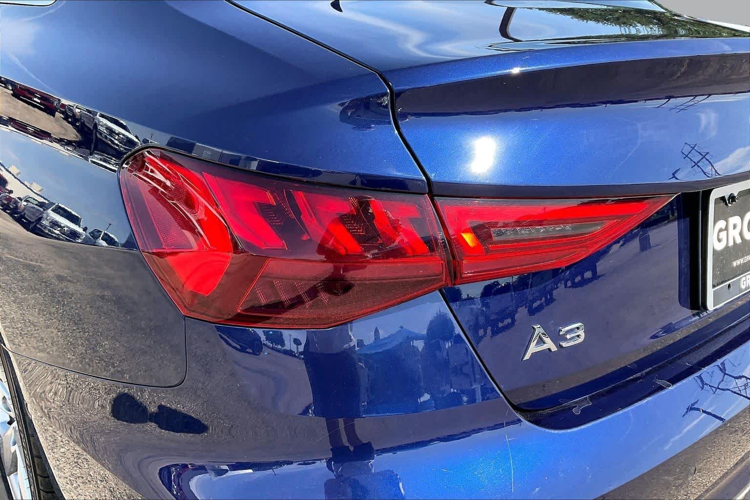Used 2024 Navarra Blue Metallic Audi Premium image 28