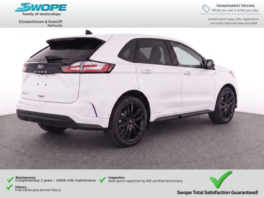 Used 2024 Star White Metallic Tri-Coat Ford ST-Line image 4