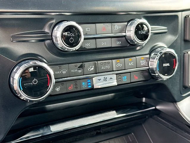 New 2026 Silver Metallic Ford Lariat image 11