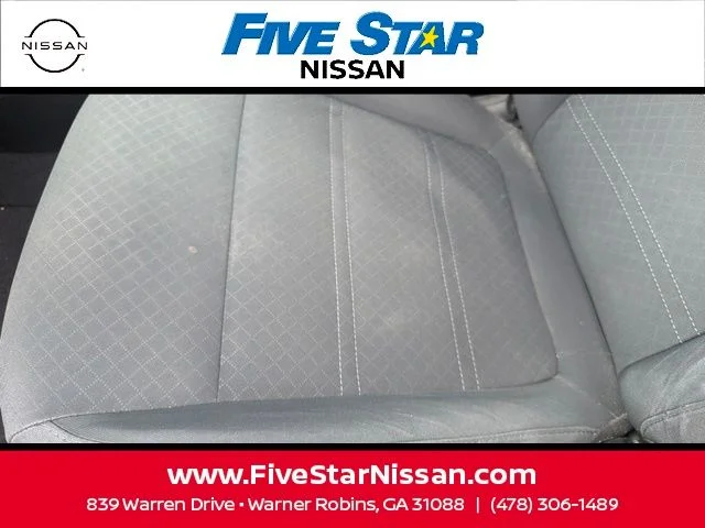 Used 2018 Silver Kia LX image 24