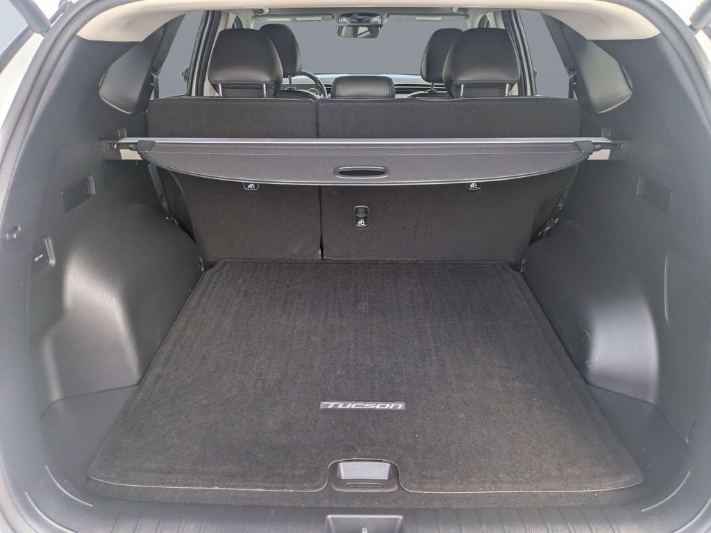 Used 2022 Gray Hyundai Limited image 12