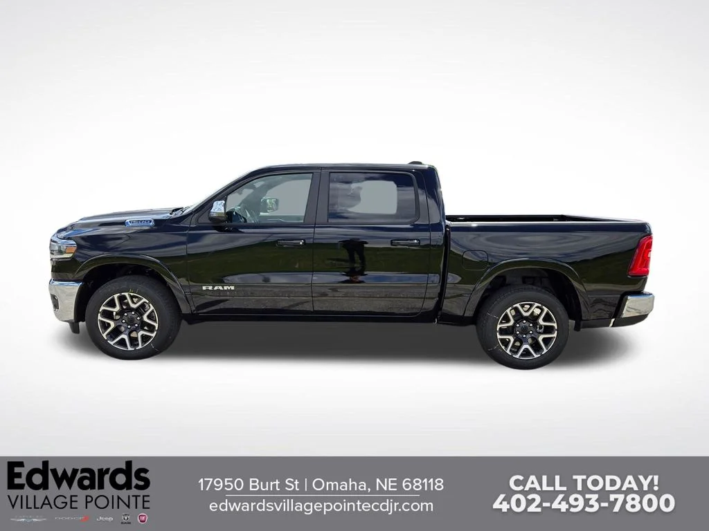 New 2026 Diamond Black Crystal Pearl-Coat Exterior Paint RAM Laramie image 6