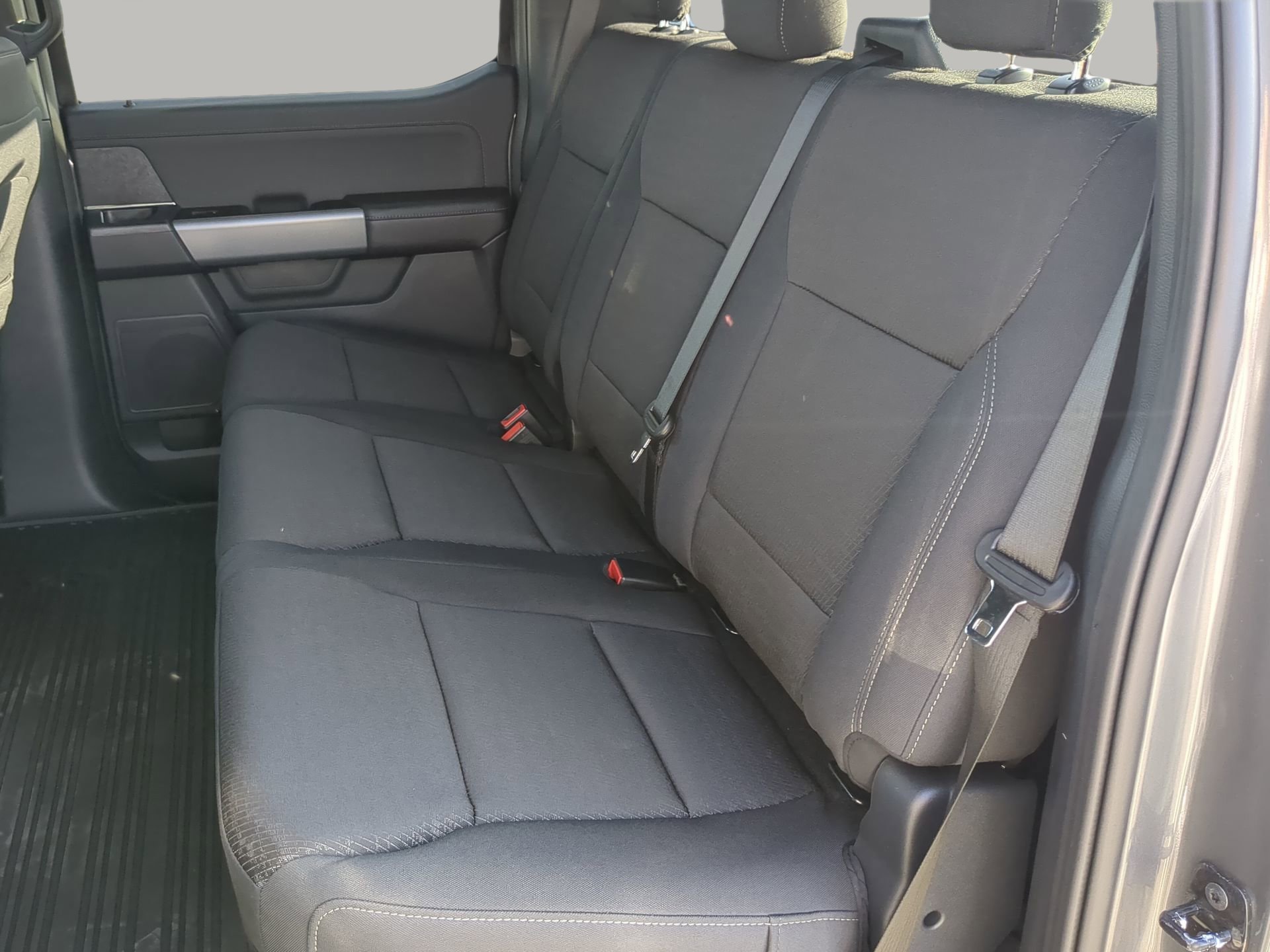 New 2026 Carbonized Gray Metallic Ford XLT image 51