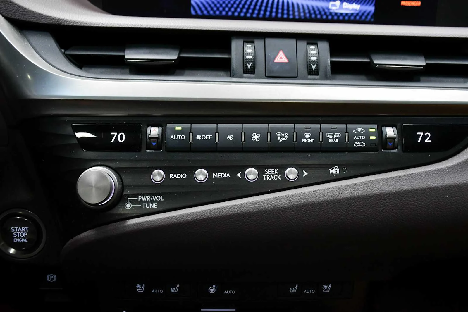 Used 2021 Eminent White Pearl Lexus  image 21