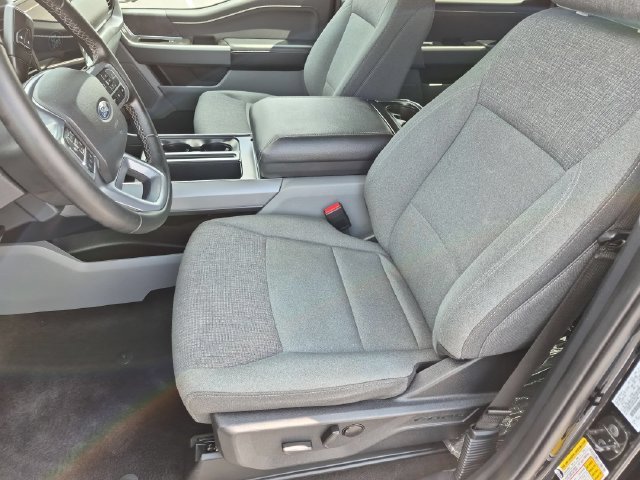 Used 2024 Black Ford XLT image 16