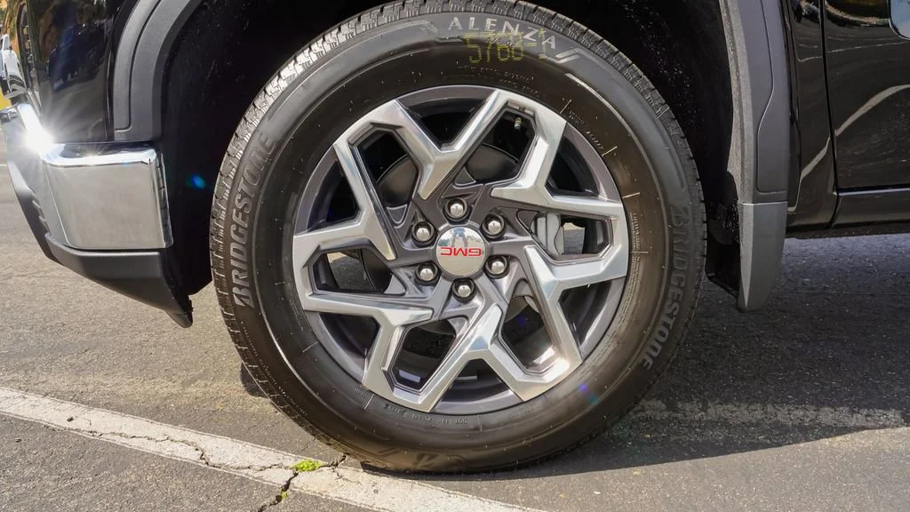 2026 GMC Sierra 1500 SLE - Photo 7