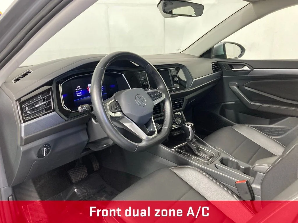 Used 2024 Gray Volkswagen 1.5T SE image 13
