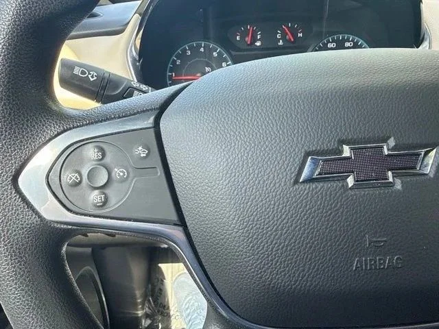 Used 2022 Summit White Chevrolet LS image 22