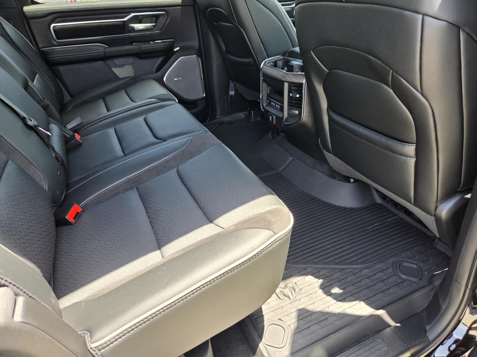 New 2026 Diamond Black Crystal Pearl-Coat Exterior Paint RAM Laramie image 11
