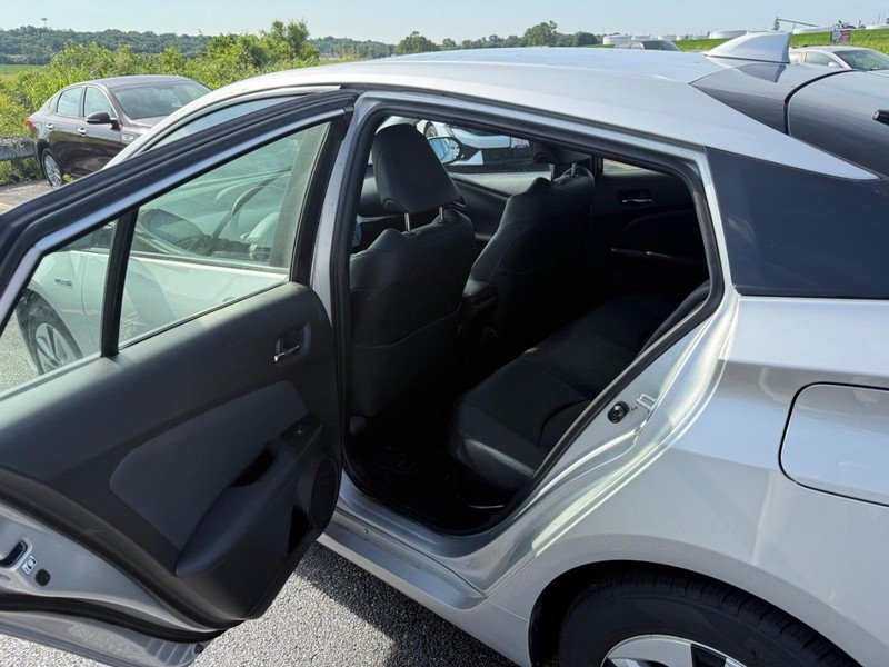 Used 2017 Classic Silver Metallic Toyota Four image 9