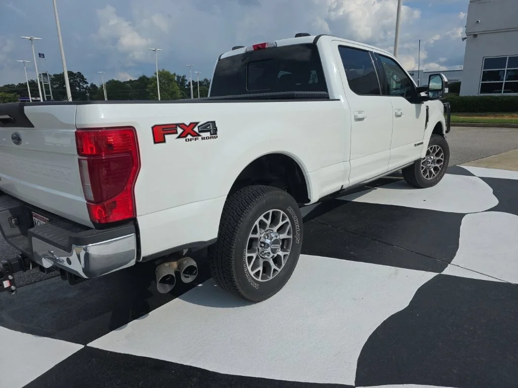 Used 2022 White Ford Lariat image 10