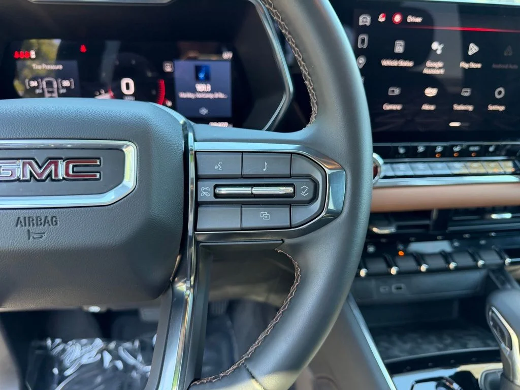 Used 2024 Sterling Metallic GMC AT4 image 19