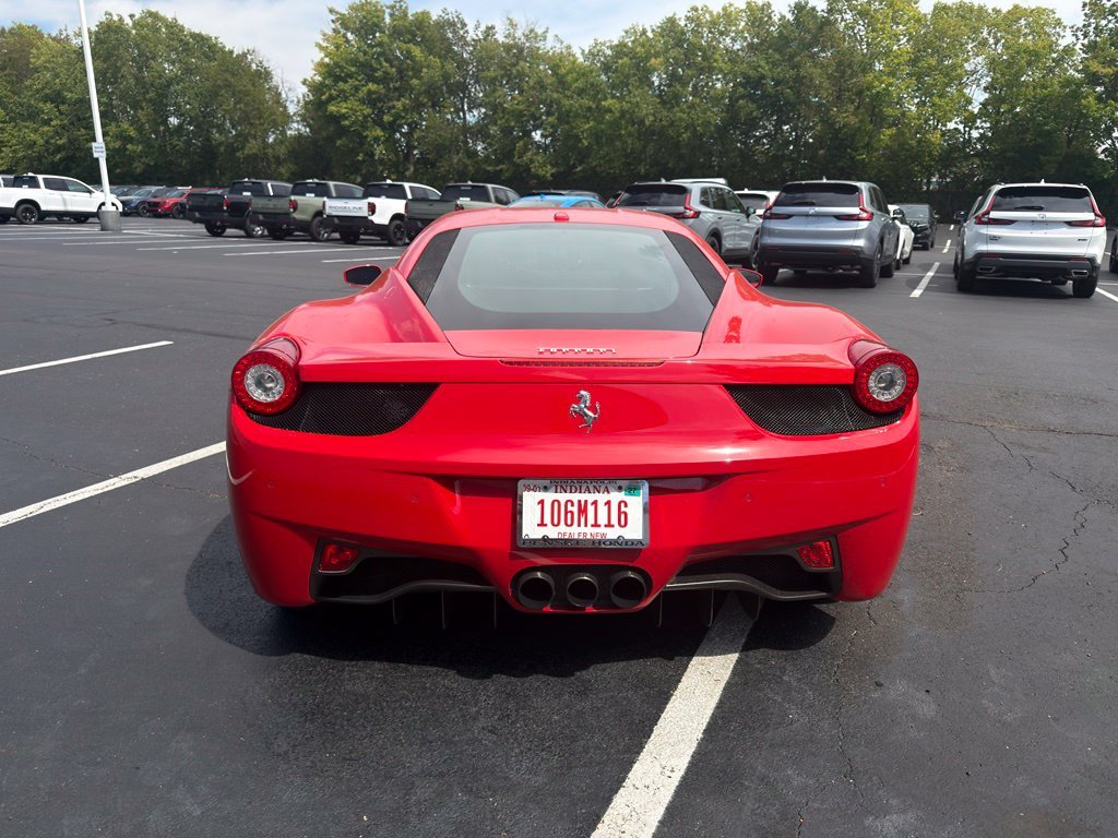 Used 2011 Red Ferrari Base image 4