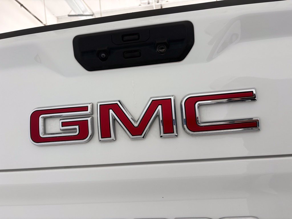 2022 GMC Sierra 1500 SLT - Photo 22