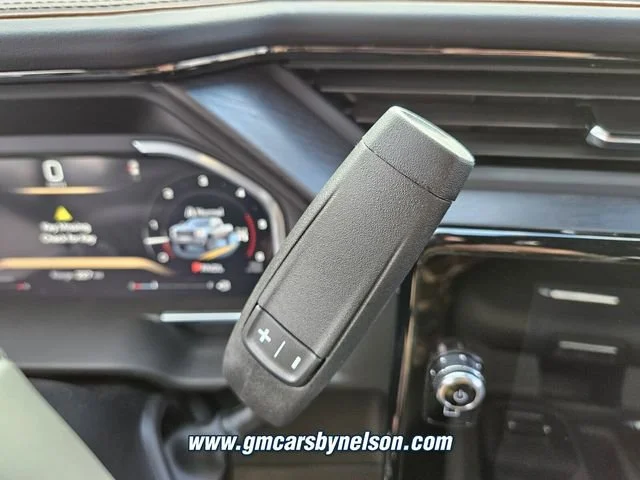 2026 GMC Sierra 2500HD AT4 - Photo 14