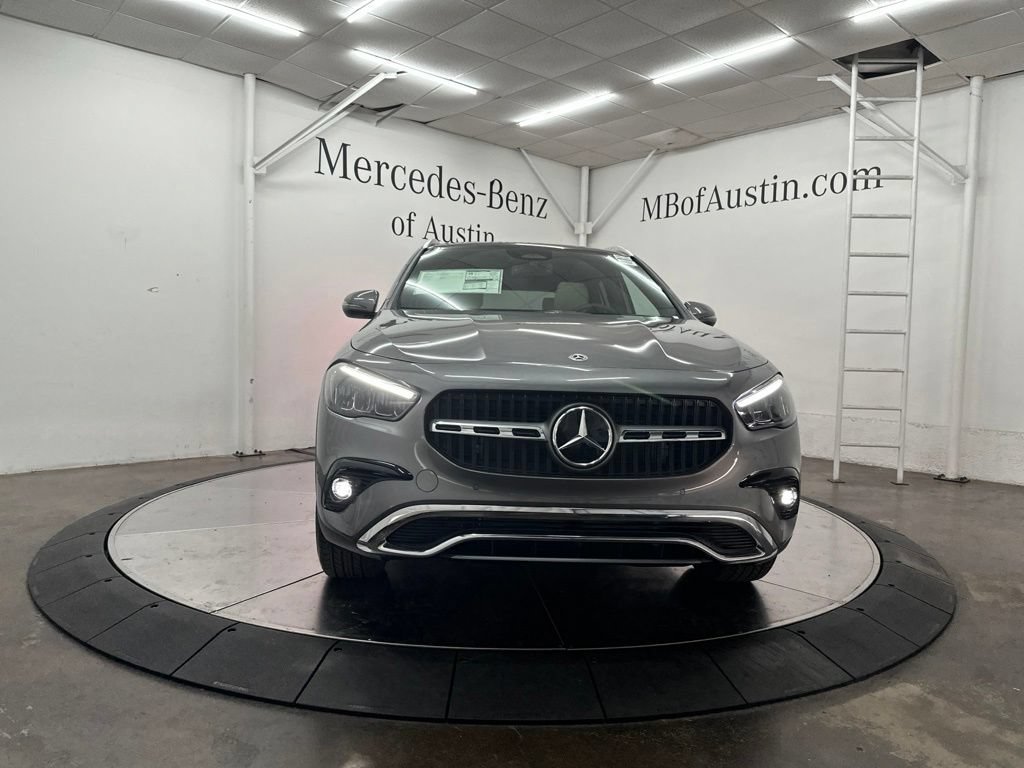 New 2026 Mountain Grey Metallic Mercedes-Benz GLA 250 image 32